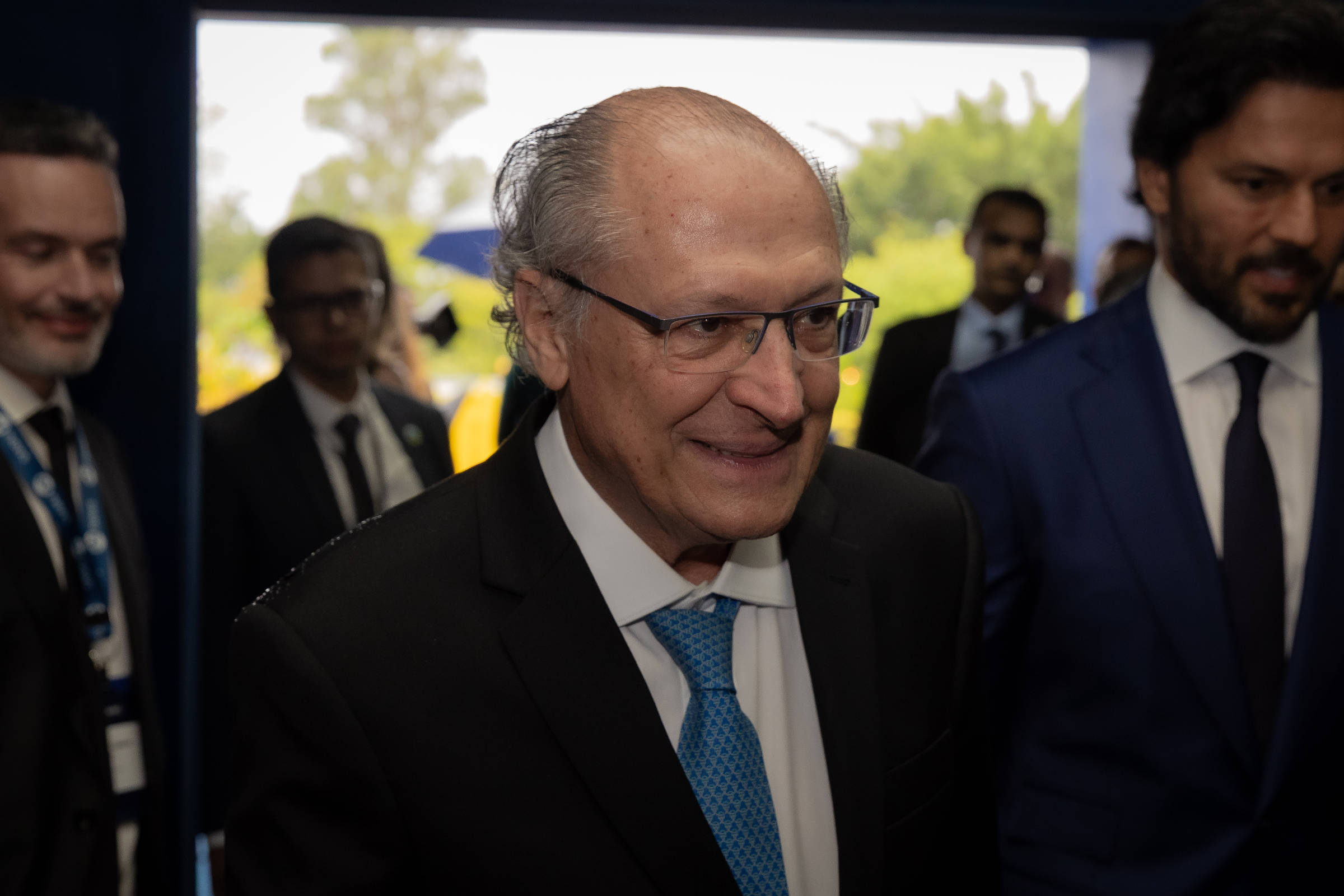 Setores de armamentos e motores lideram ganhos após Suprema Corte dos EUA derrubar parte de tarifas, diz Alckmin
