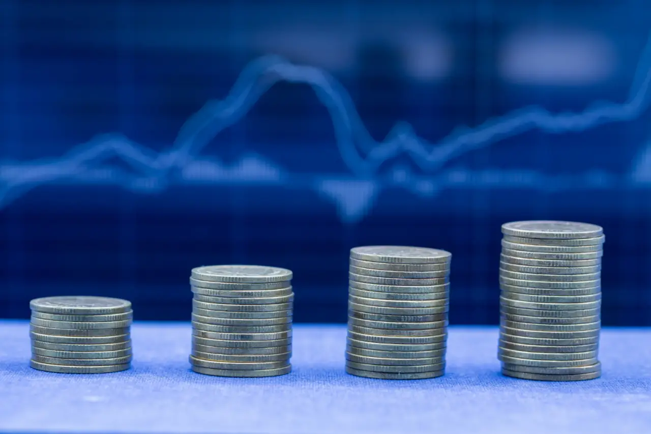 Investimentos de pessoas físicas somam R$ 8,58 trilhões em 2025, alta de 15,5%