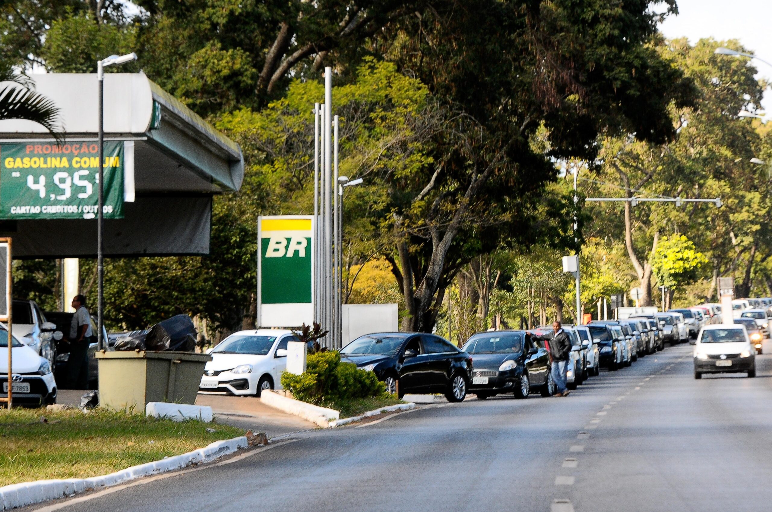 Caminhoneiros articulam greve nacional e cobram medidas contra alta do diesel 4 Caminhoneiros articulam greve nacional e cobram medidas contra alta do diesel