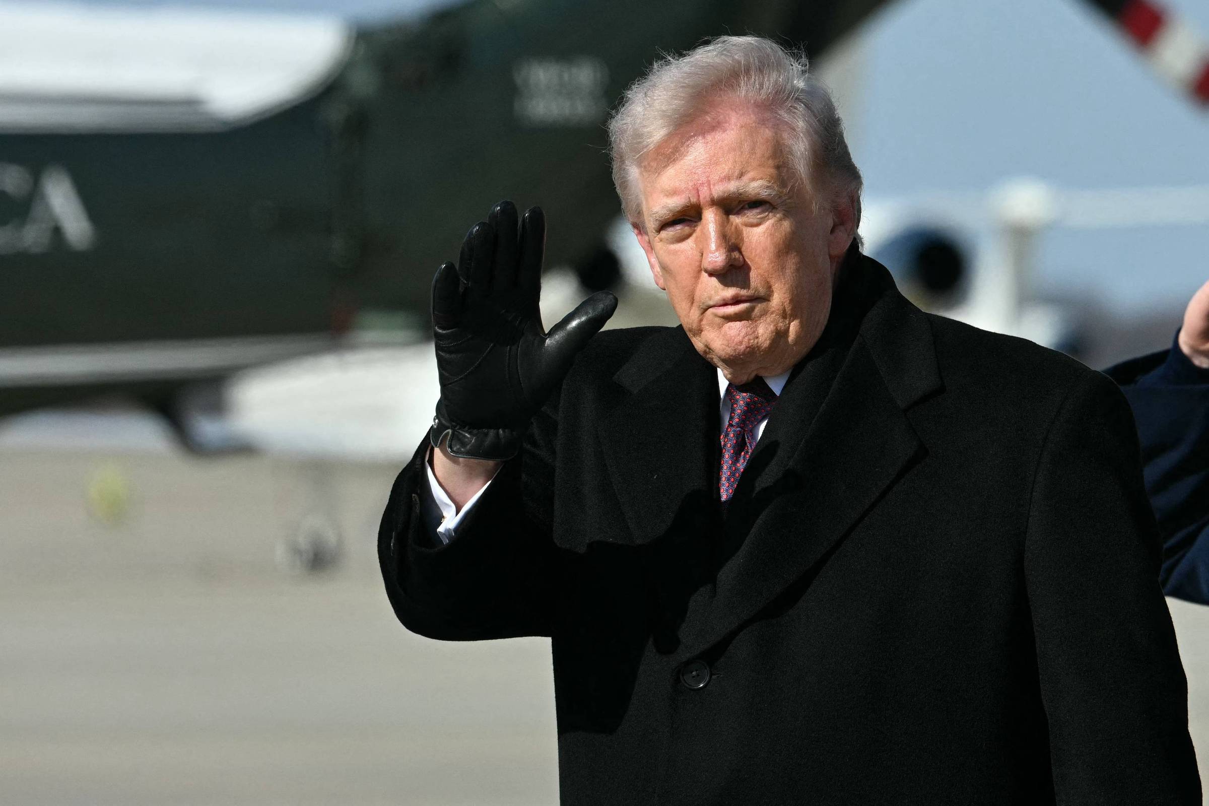 Aliado de Trump afirma que economia dos EUA não aguenta petróleo a US$ 100 durante guerra com o Irã 4 Aliado de Trump afirma que economia dos EUA não aguenta petróleo a US$ 100 durante guerra com o Irã