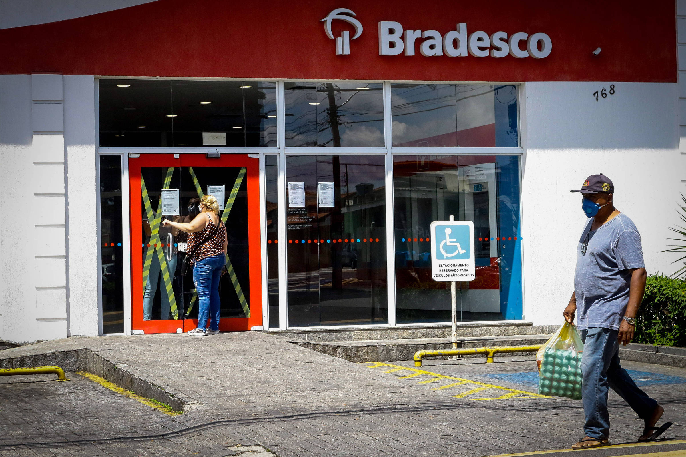 Bradesco vê risco de desaceleração no corte de juros e calcula Selic em 12,5% no fim de 2026