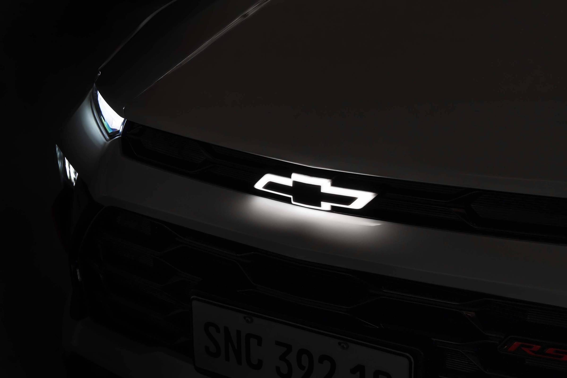 Chevrolet Sonic chega às lojas em maio e reforça estratégia de recuperação da GM no Brasil