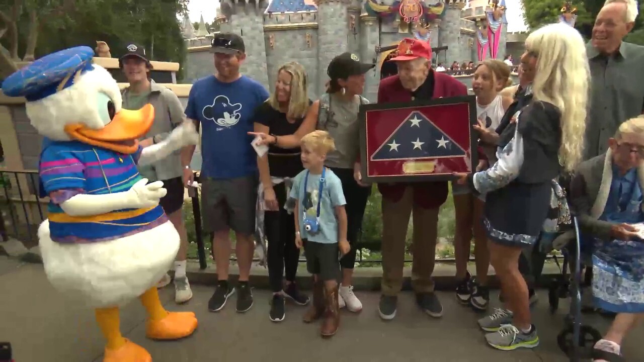 Disneyland programará fechamentos temporários de atrações e shows para manutenção até o início do verão