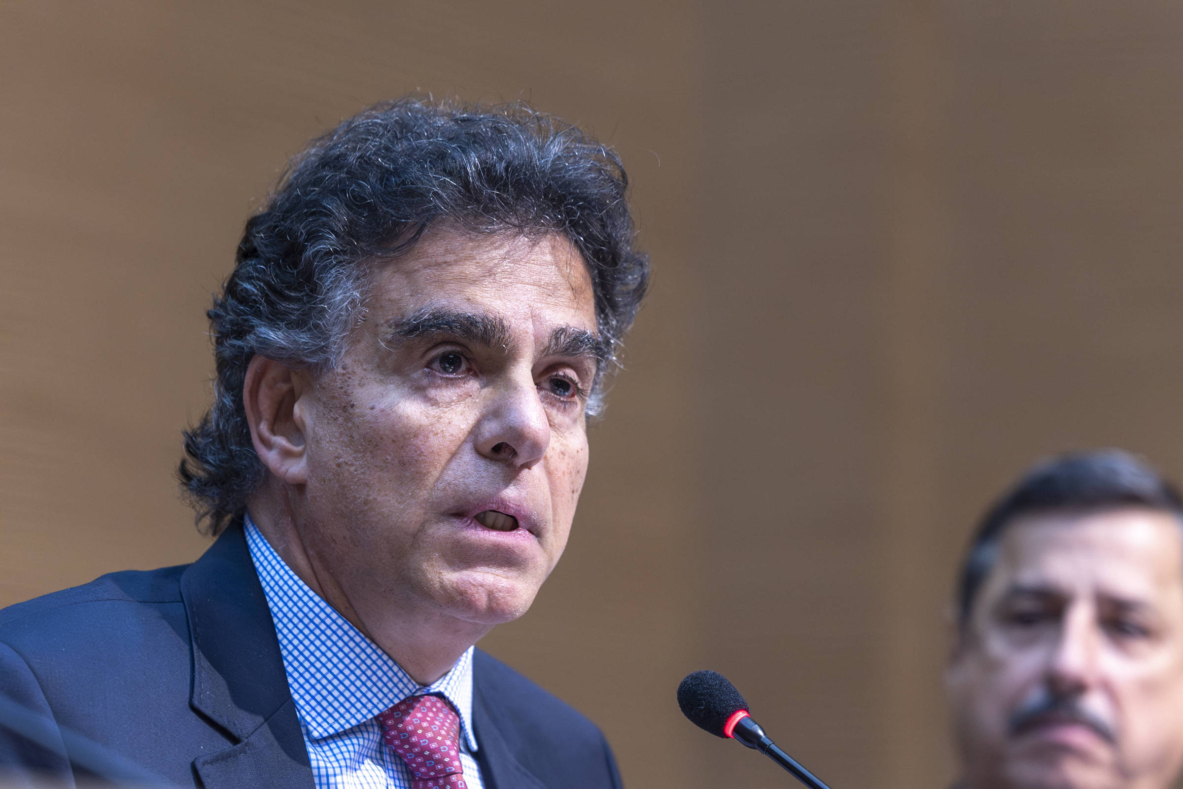 Presidente do TST classifica magistrados como “azuis” e “vermelhos” em congresso da categoria
