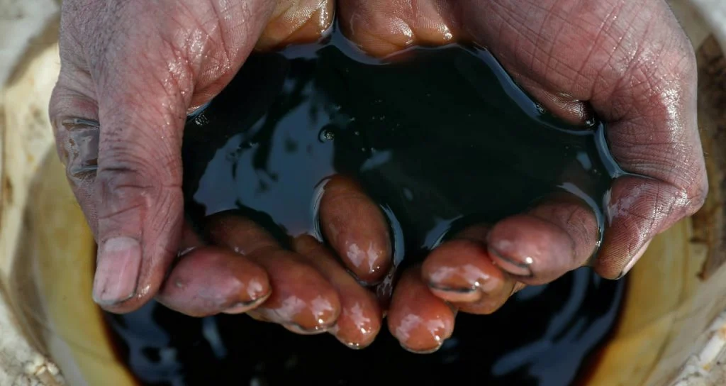 Preço do petróleo a US$ 100 pode acrescentar US$ 11,2 bi ao fluxo cambial brasileiro em 2026, calcula Warren 4 Preço do petróleo a US$ 100 pode acrescentar US$ 11,2 bi ao fluxo cambial brasileiro em 2026, calcula Warren