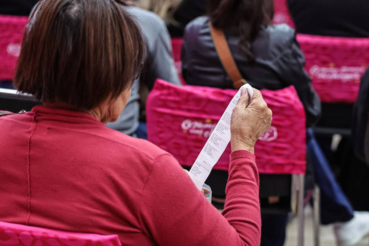Metade dos adultos nas capitais está inadimplente; Norte lidera ranking de endividamento 4 Metade dos adultos nas capitais está inadimplente; Norte lidera ranking de endividamento