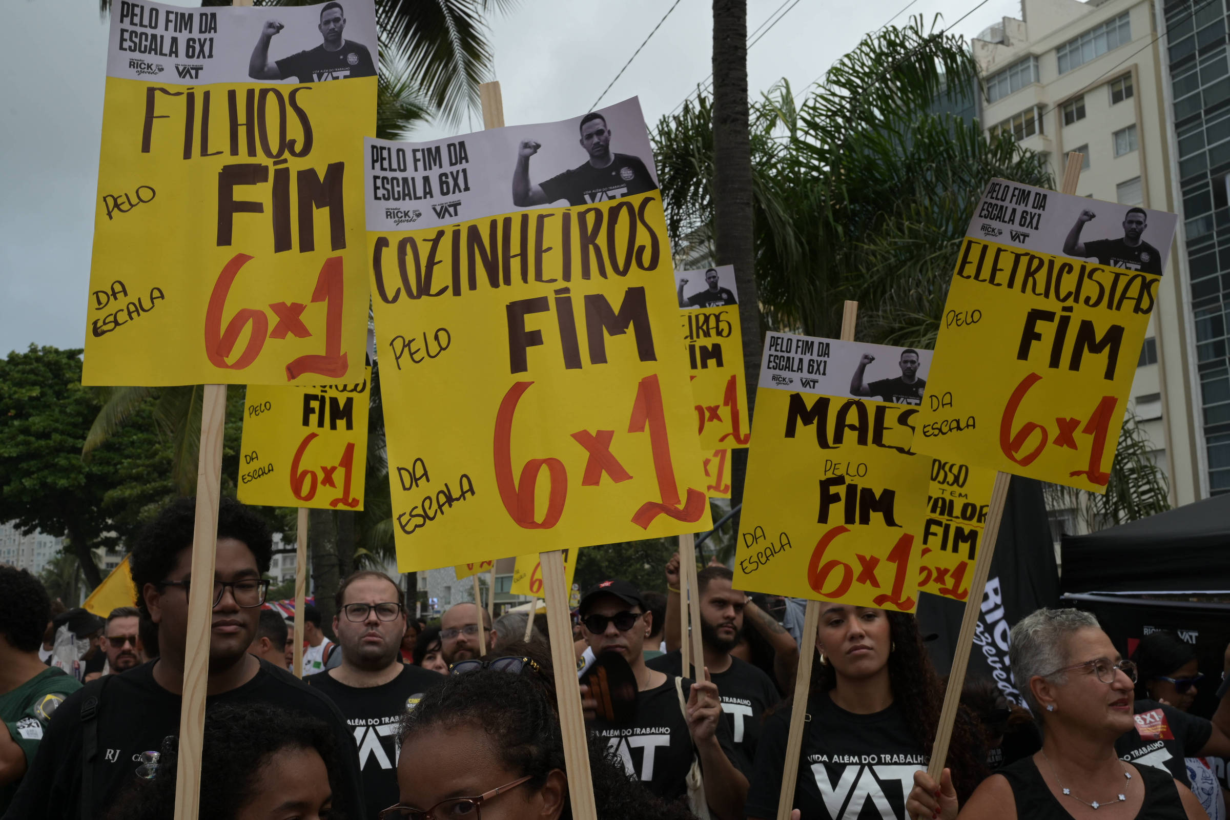 Empresas pressionam Congresso por escalas mais flexíveis após avanço da PEC da jornada de 40 h