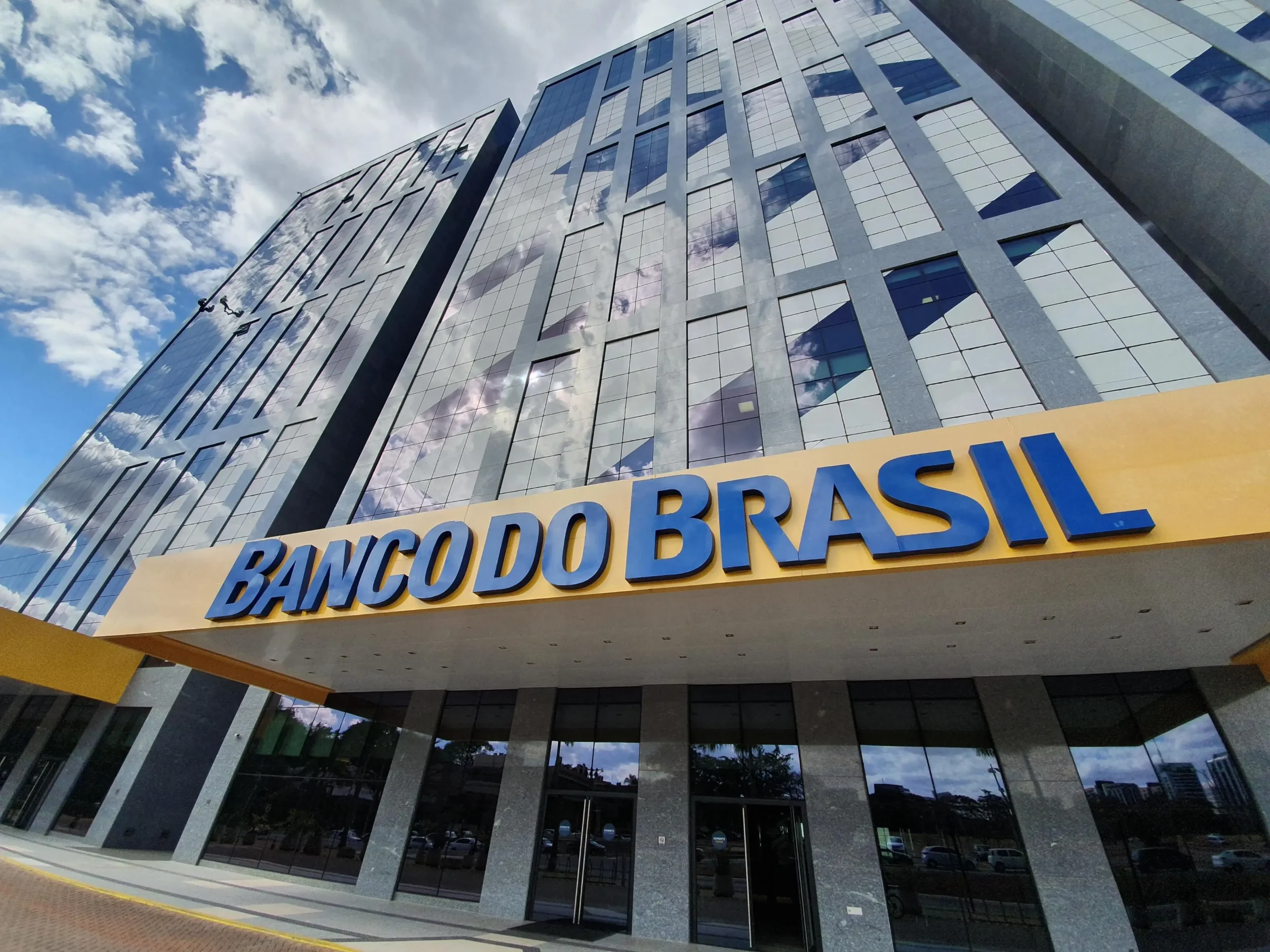 FII TVRI11 acelera venda de agências do Banco do Brasil e mira saúde e varejo para diluir riscos 4 FII TVRI11 acelera venda de agências do Banco do Brasil e mira saúde e varejo para diluir riscos