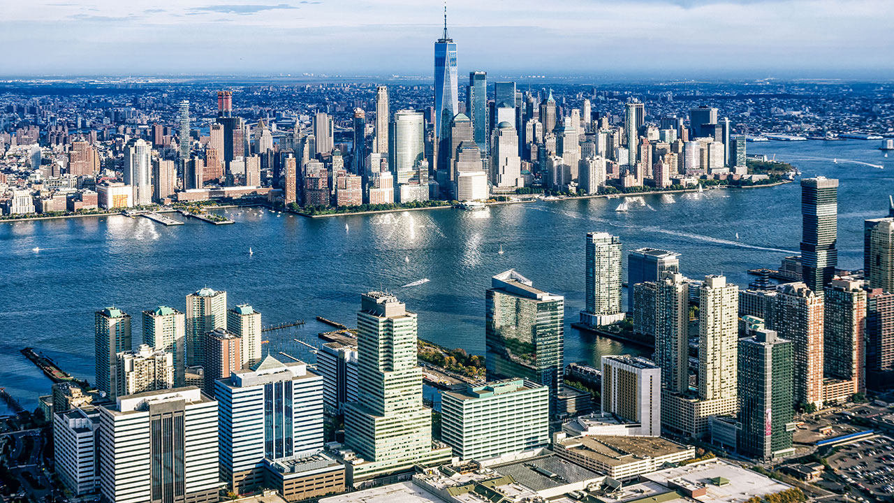 Boom imobiliário em Jersey City segura aluguel, enquanto Manhattan atinge novo recorde