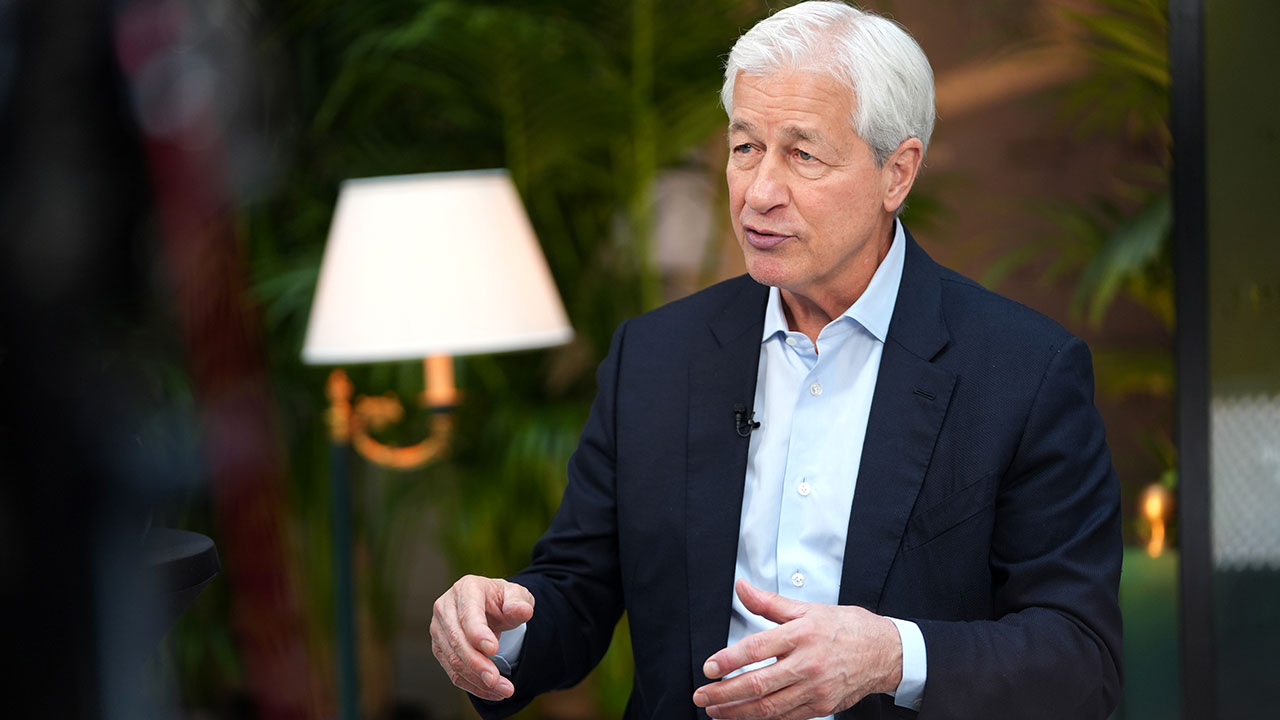 Jamie Dimon alerta prefeito de Nova York sobre riscos de ideologia na gestão e defende ambiente pró-negócios