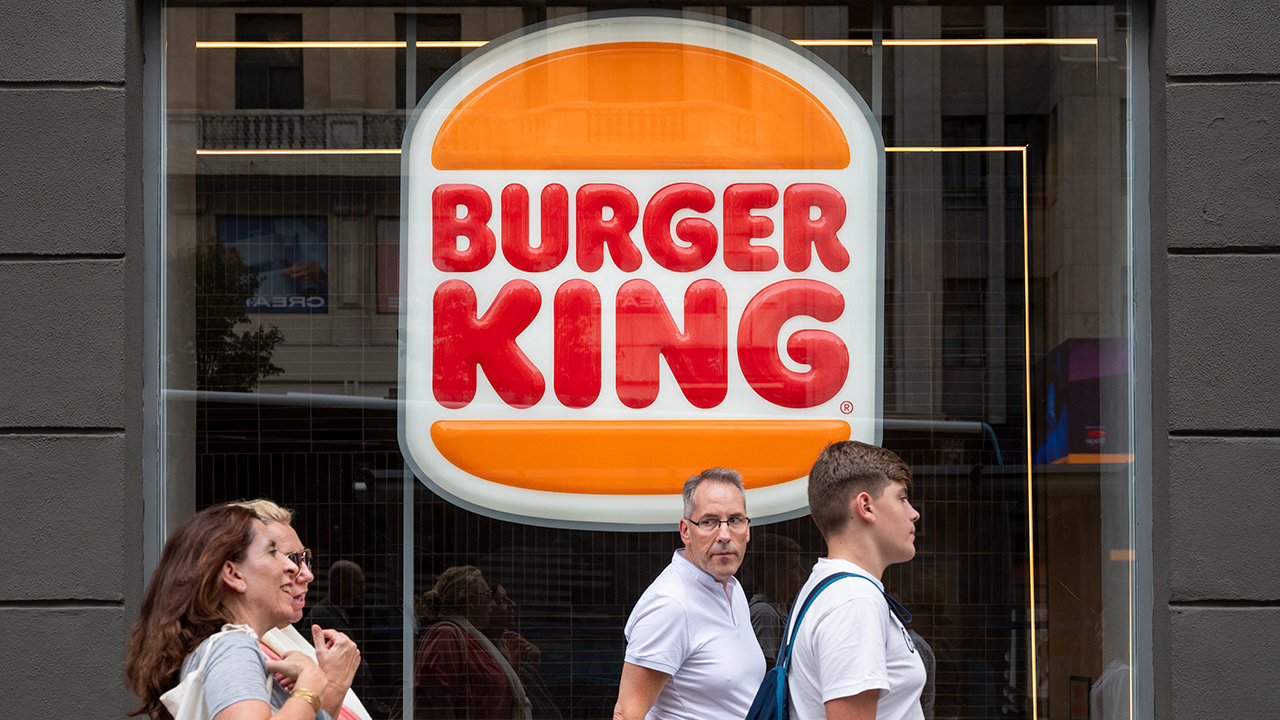 Burger King aposta na nostalgia e relança Crown Nuggets após 15 anos