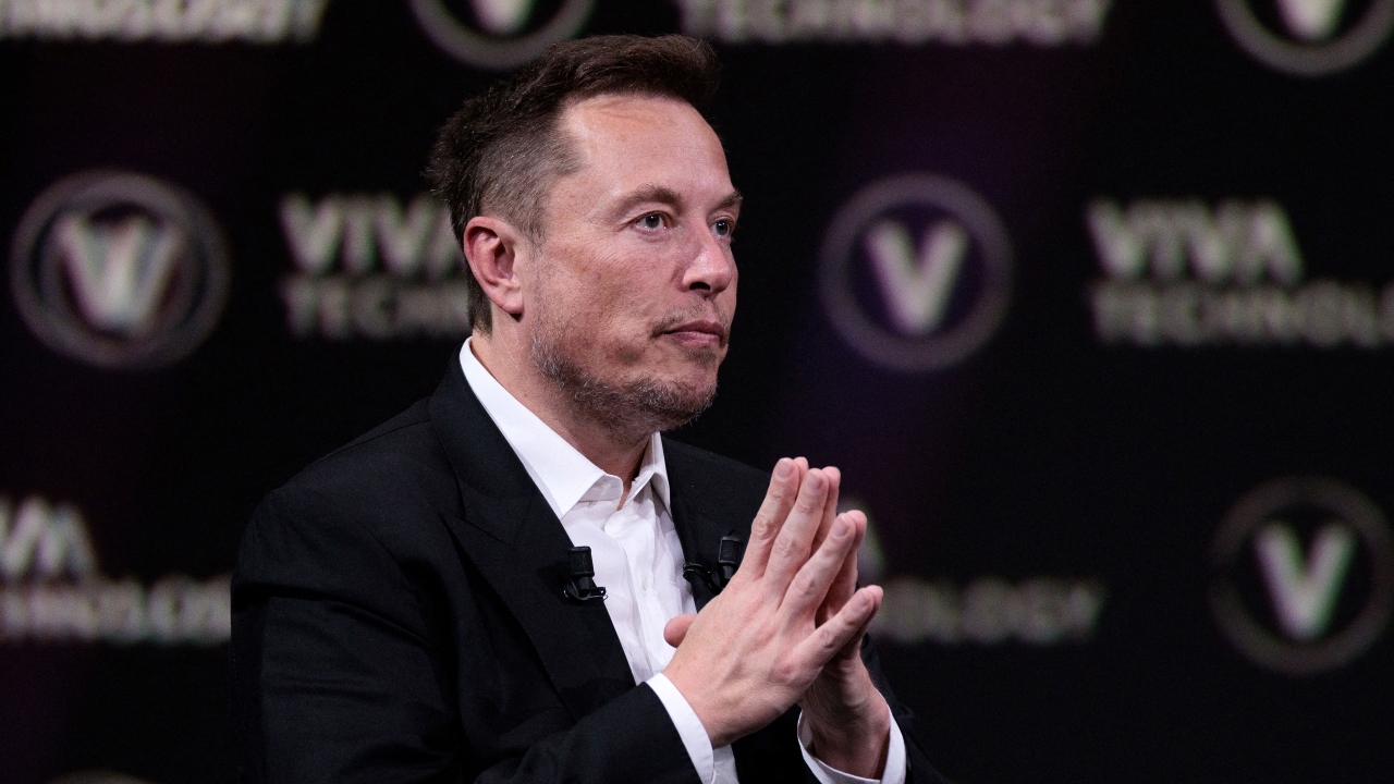 Musk perde status de trilionário após correção que derruba SpaceX e Tesla 4 Musk perde status de trilionário após correção que derruba SpaceX e Tesla
