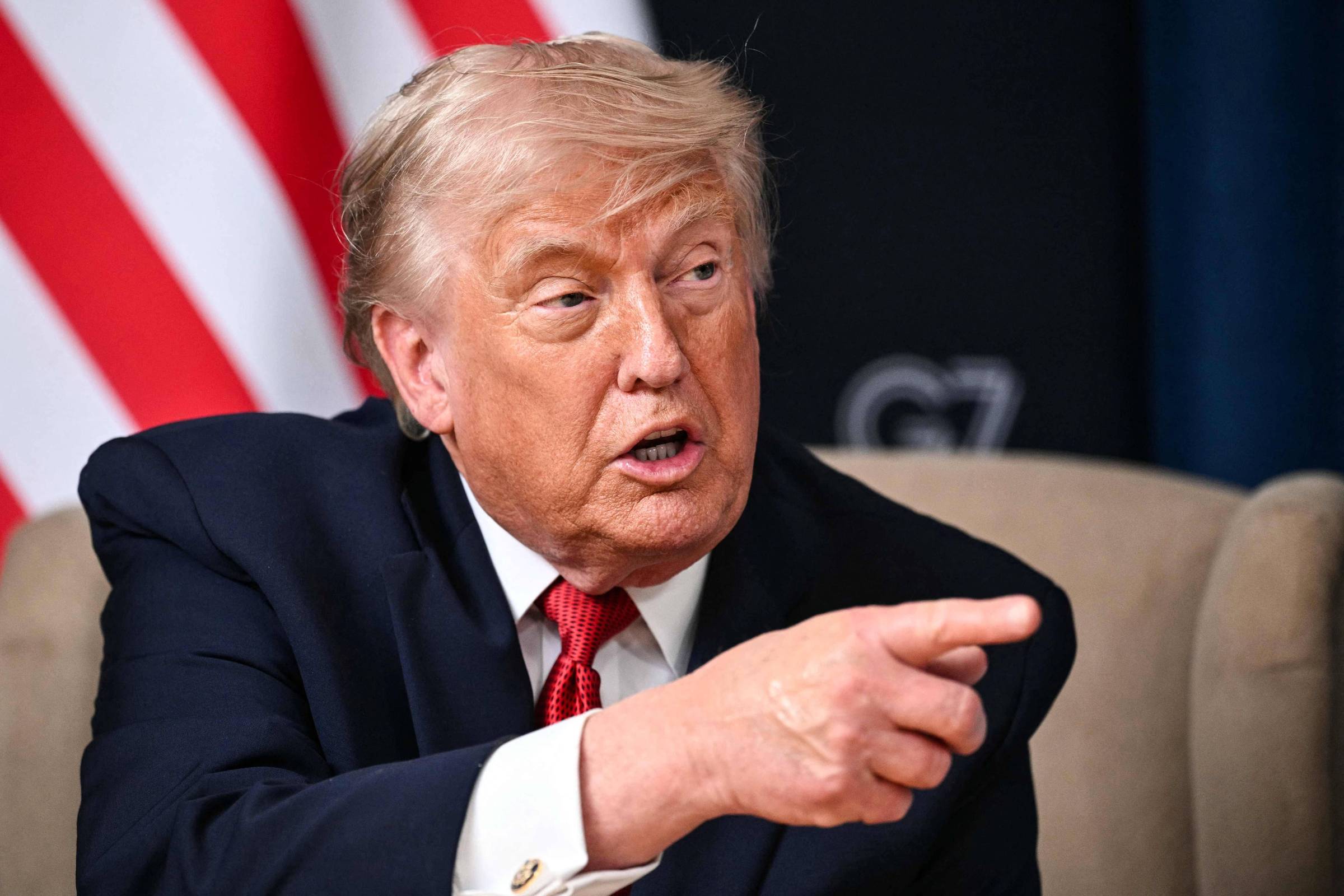 Trump eleva tensão comercial e ameaça tarifa de 100% a países que taxarem big techs dos EUA 4 Trump eleva tensão comercial e ameaça tarifa de 100% a países que taxarem big techs dos EUA