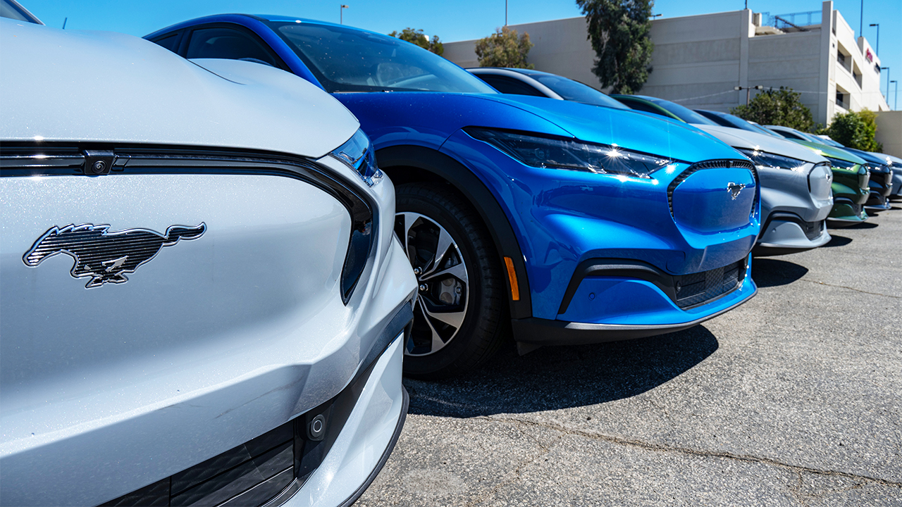 Ford convoca mais de 110 mil Mustangs nos EUA; recalls reforçam pressão de custos sobre montadora