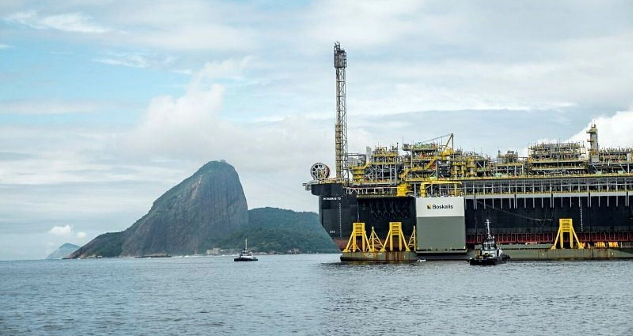 Petróleo dispara com conflito EUA-Irã e puxa Petrobras, Prio e pares para o topo do Ibovespa