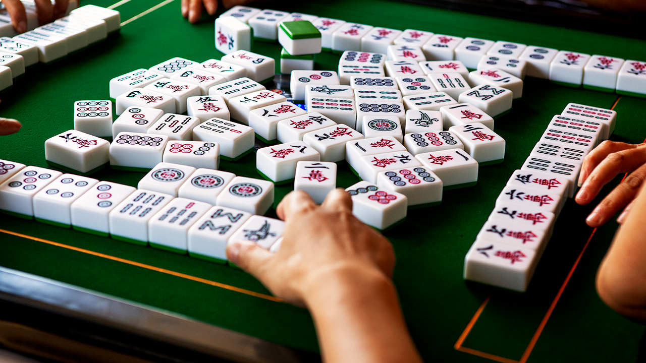 Geração Z repopulariza o mahjong e anima o mercado de jogos de mesa
