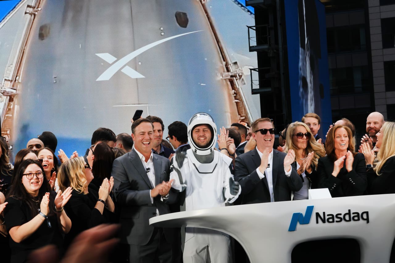 Family office dos Moreira Salles declara mais de US$ 100 milhões na SpaceX 1 Family office dos Moreira Salles declara mais de US$ 100 milhões na SpaceX
