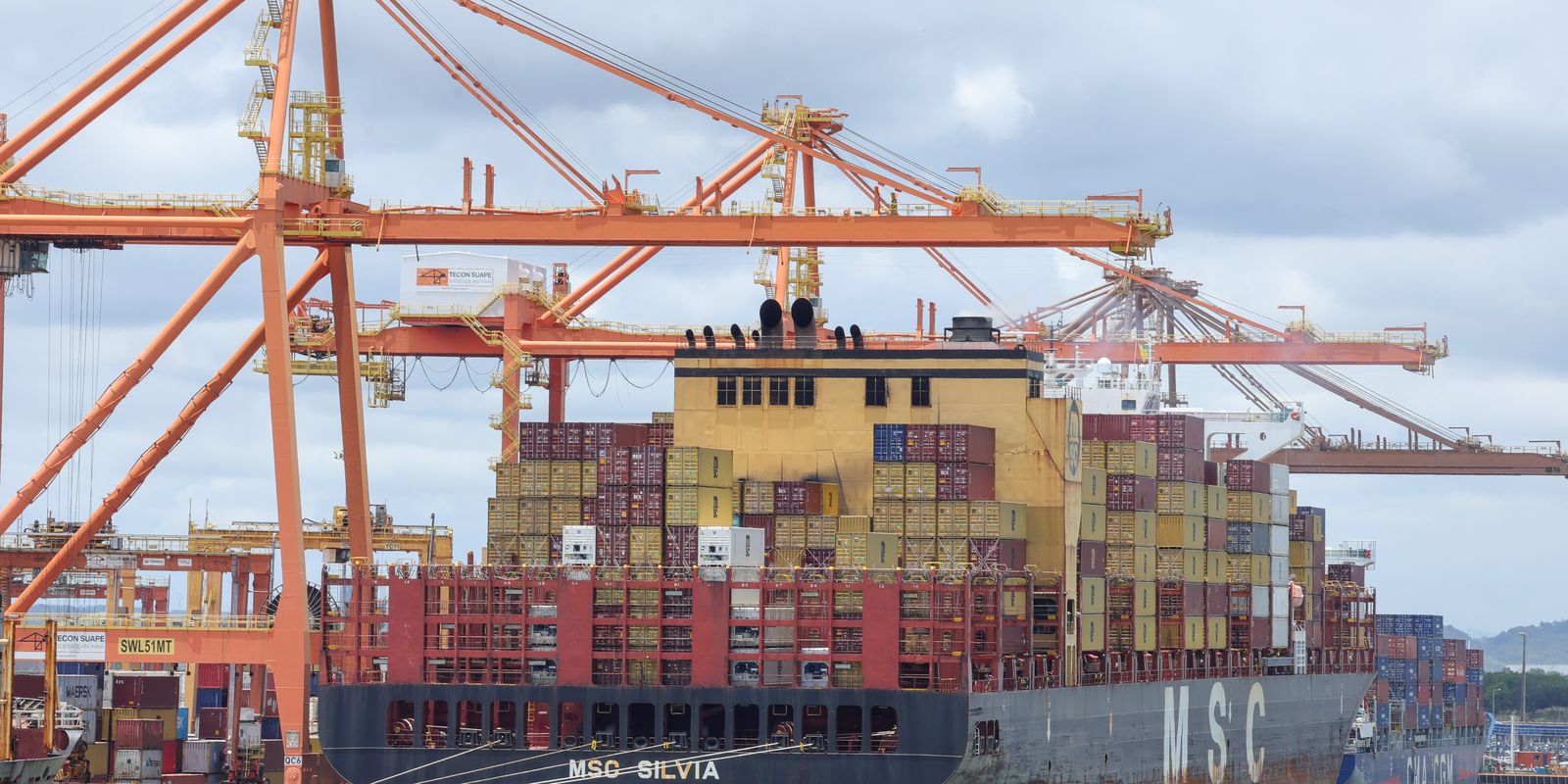 Balança comercial do Brasil tem superávit de pouco mais de US$ 7 bilhões em julho 1 Balança comercial do Brasil tem superávit de pouco mais de US$ 7 bilhões em julho