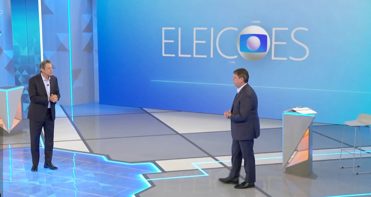 Casas Bahia (BHIA3) entra em debate entre Haddad e Tarcísio sobre crédito e contas públicas