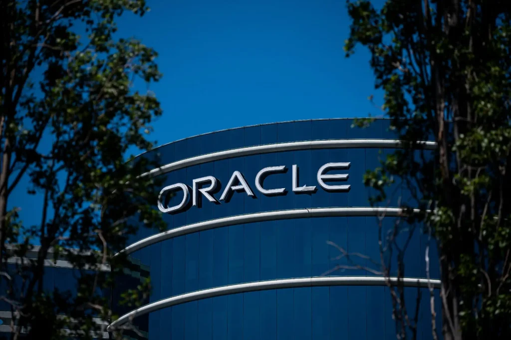 Oracle eleva em US$ 700 milhões gastos previstos com demissões - imagem 2