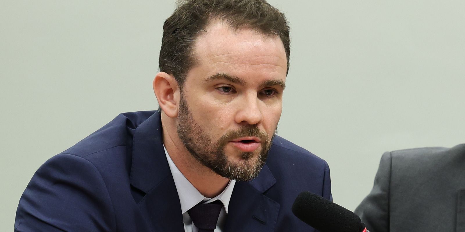 Durigan diz que governo buscará cumprir meta fiscal com diálogo e medidas de ajuste