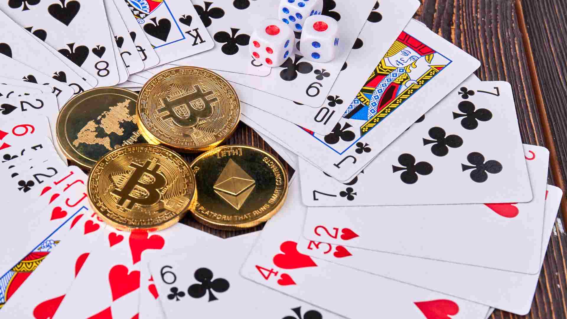 Homem confessa fraude com criptomoedas e perda de US$ 1,15 milhão em apostas