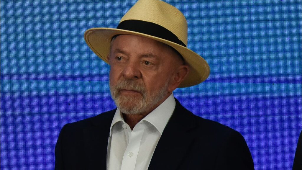 Lula propõe manter arcabouço fiscal e política do salário mínimo se for reeleito - imagem 2