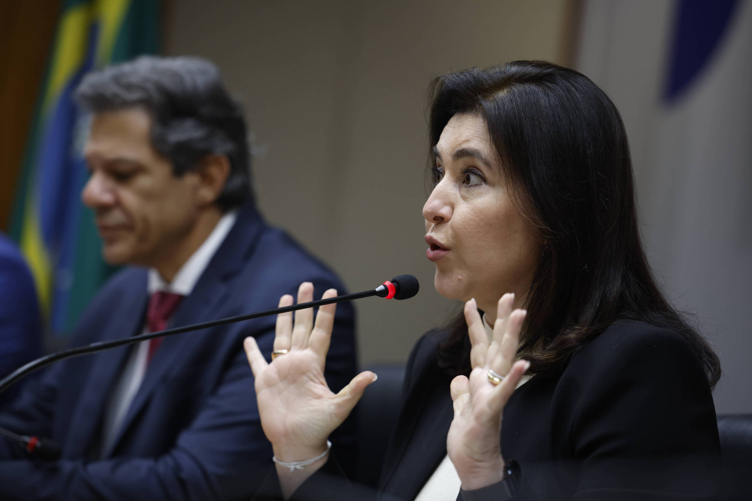 Investidores elevam prêmio de risco e veem política fiscal brasileira tão frágil quanto em 2021-2022