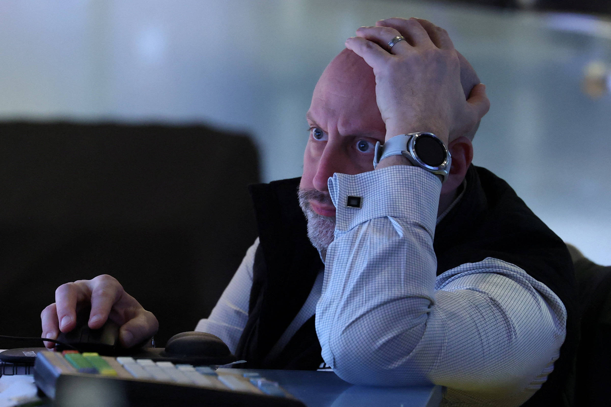 Especialista afirma que esperar por “momento calmo” para investir é erro recorrente