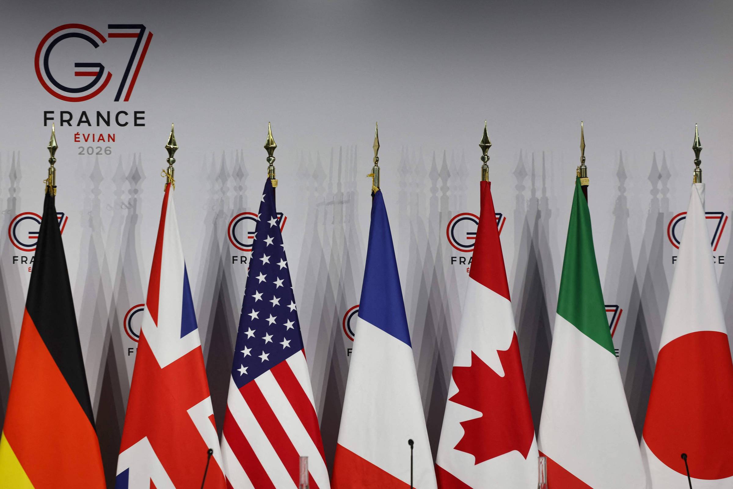 G7 avalia liberar reservas estratégicas de petróleo diante de crise no Irã