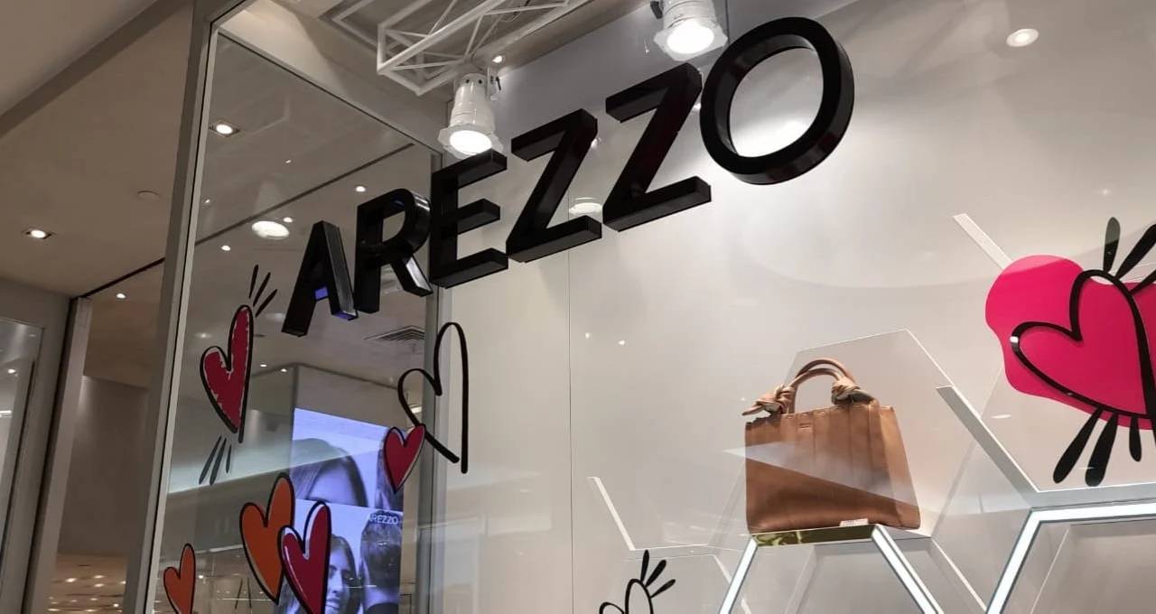 Ações da Azzas 2154 recuam 10% após anúncio de saída de Ruy Kameyama