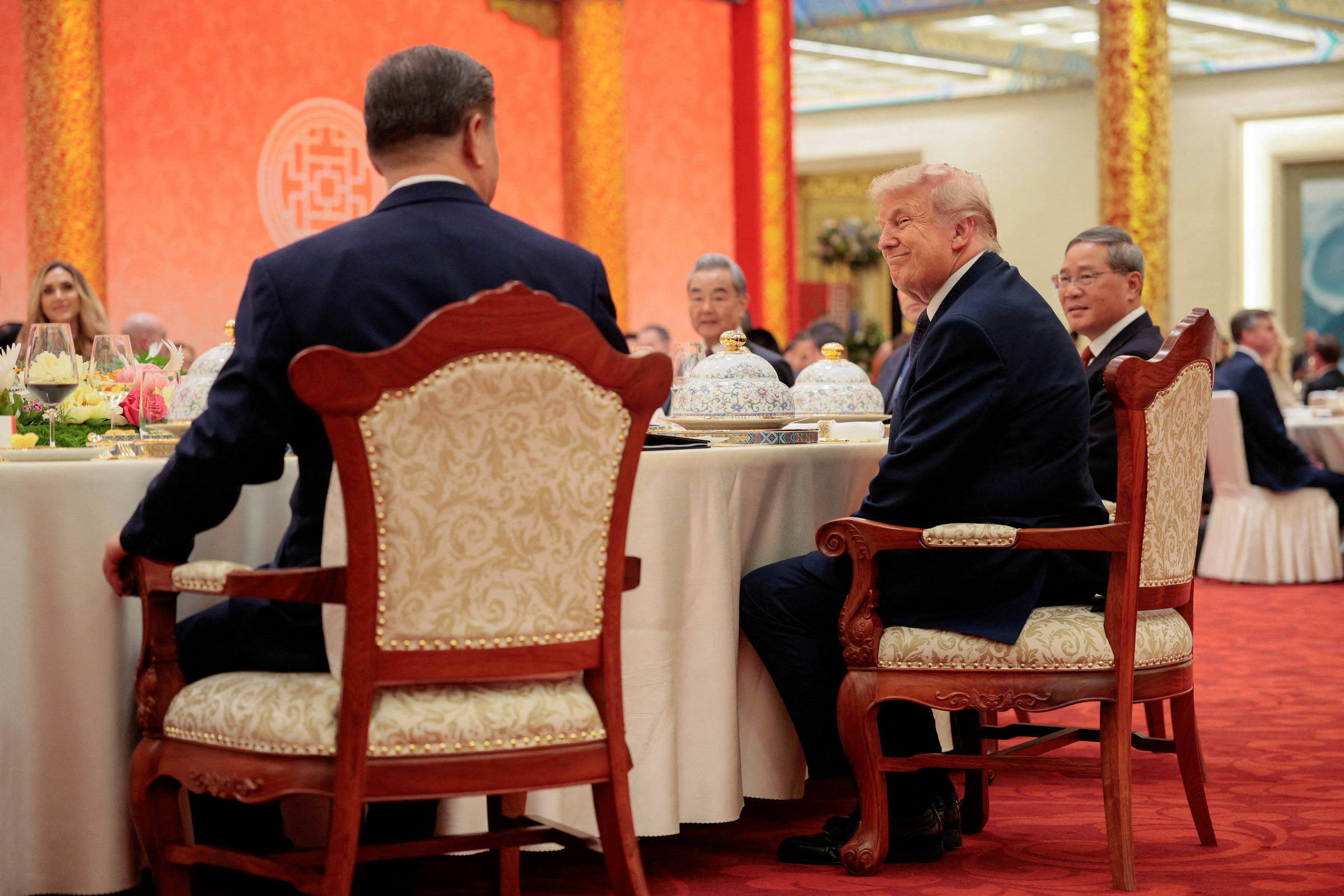 Sinais de trégua: Xi Jinping recebe CEOs dos EUA e fala em maior abertura da economia chinesa