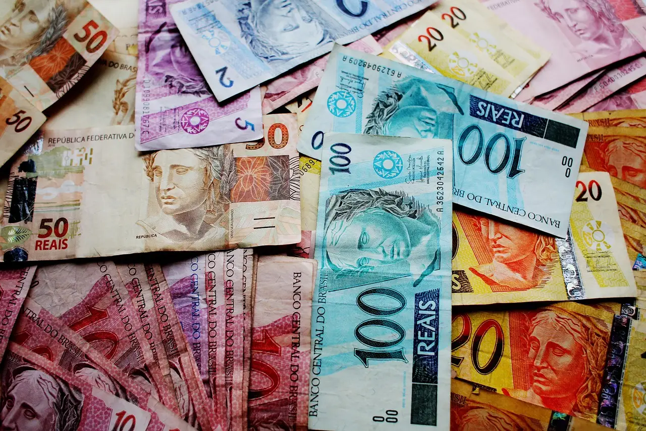 Títulos do Tesouro IPCA+ de longo prazo lideram ganhos em abril e rendem o dobro da média