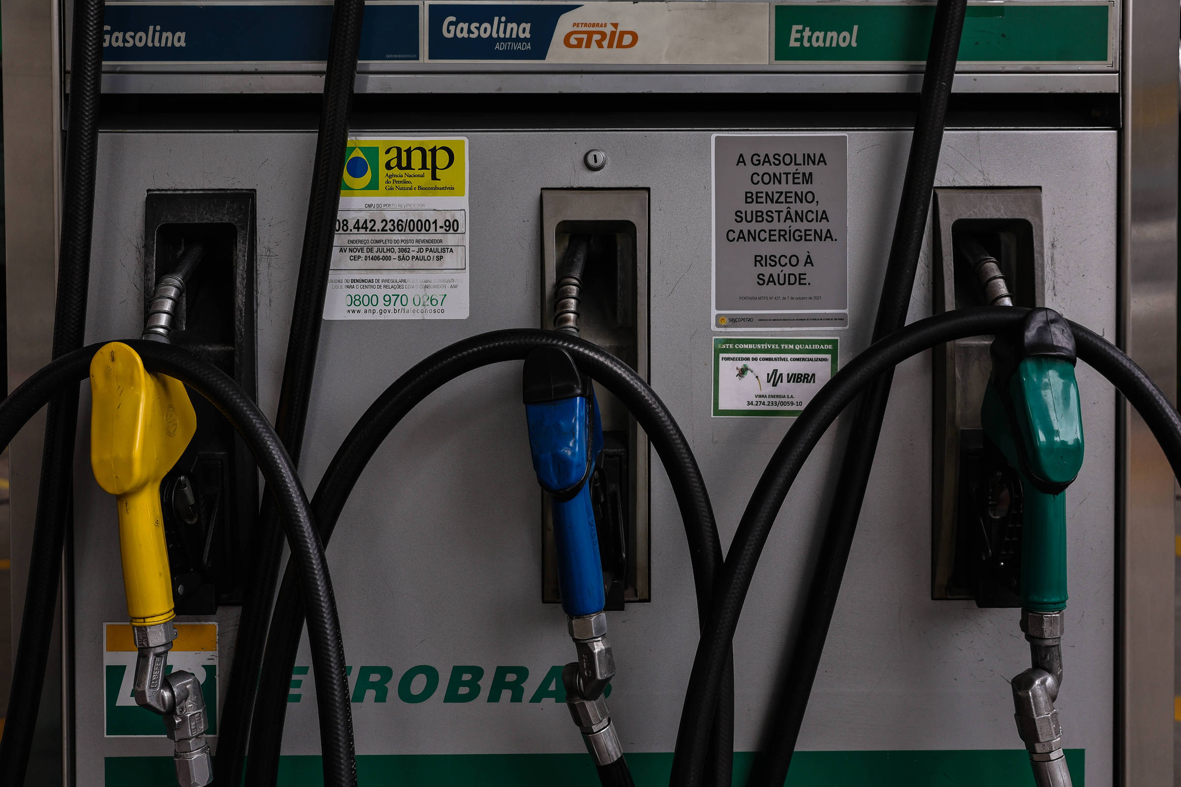Diesel cai pela sexta semana e volta a R$ 7,16; produção recorde da Petrobras pressiona importações