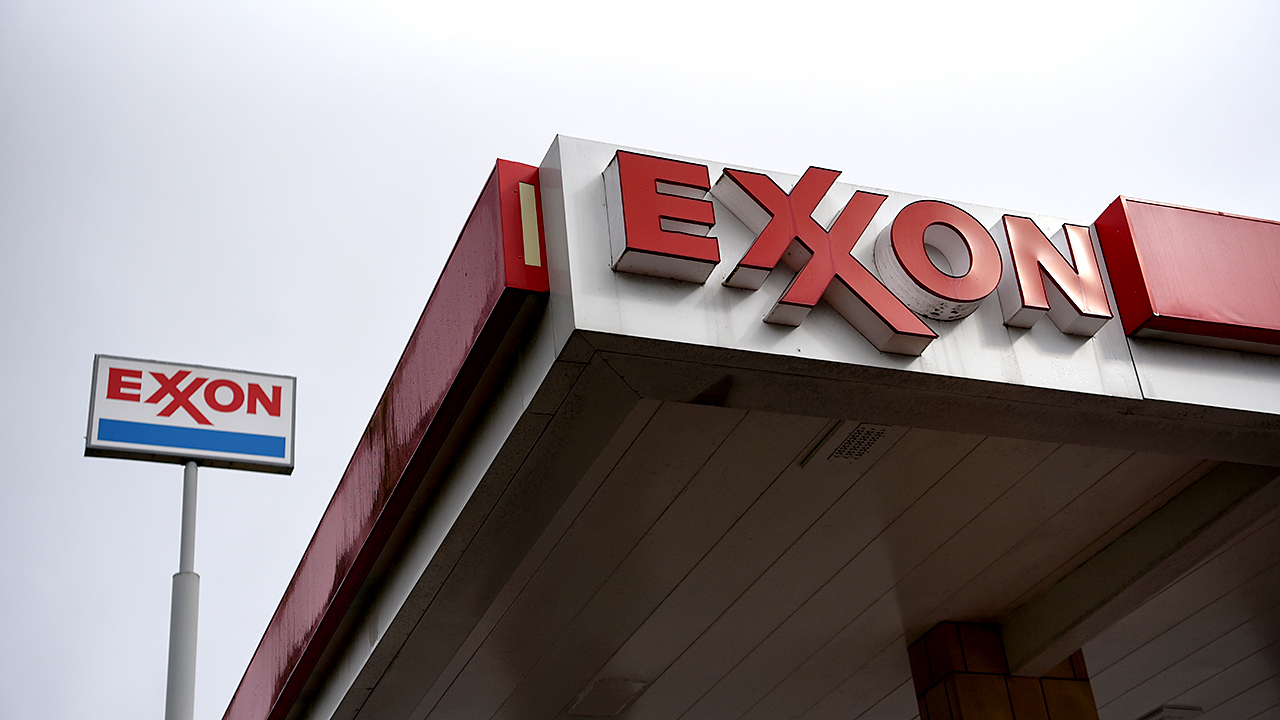 Executivo da Exxon alerta para barril a US$ 160 enquanto companhia transfere sede legal para o Texas