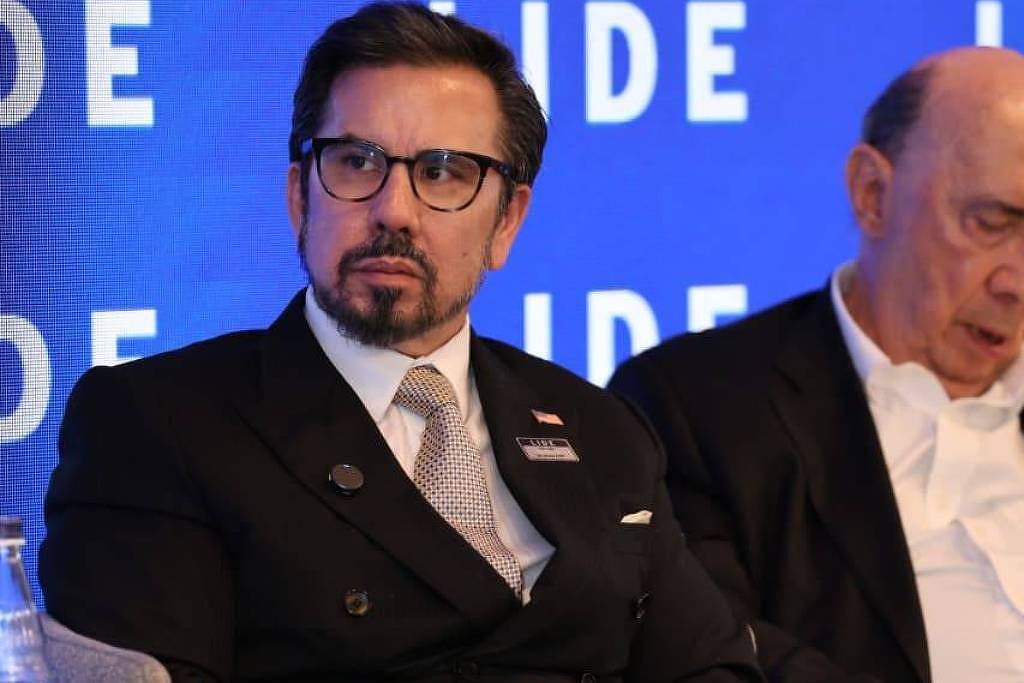 Empresas brasileiras aumentam aposta nos EUA em meio a debate sobre tarifas