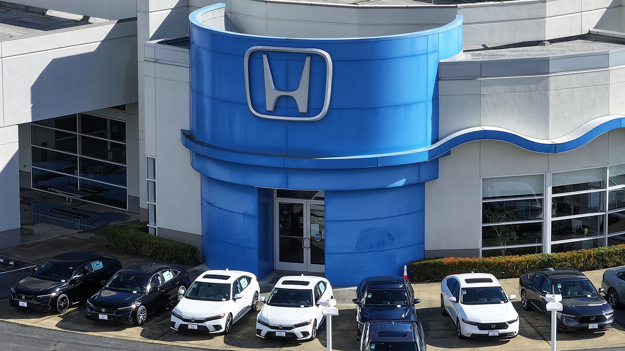 Recall de 880 mil veículos pressiona ações da Honda e acende alerta sobre custos de qualidade