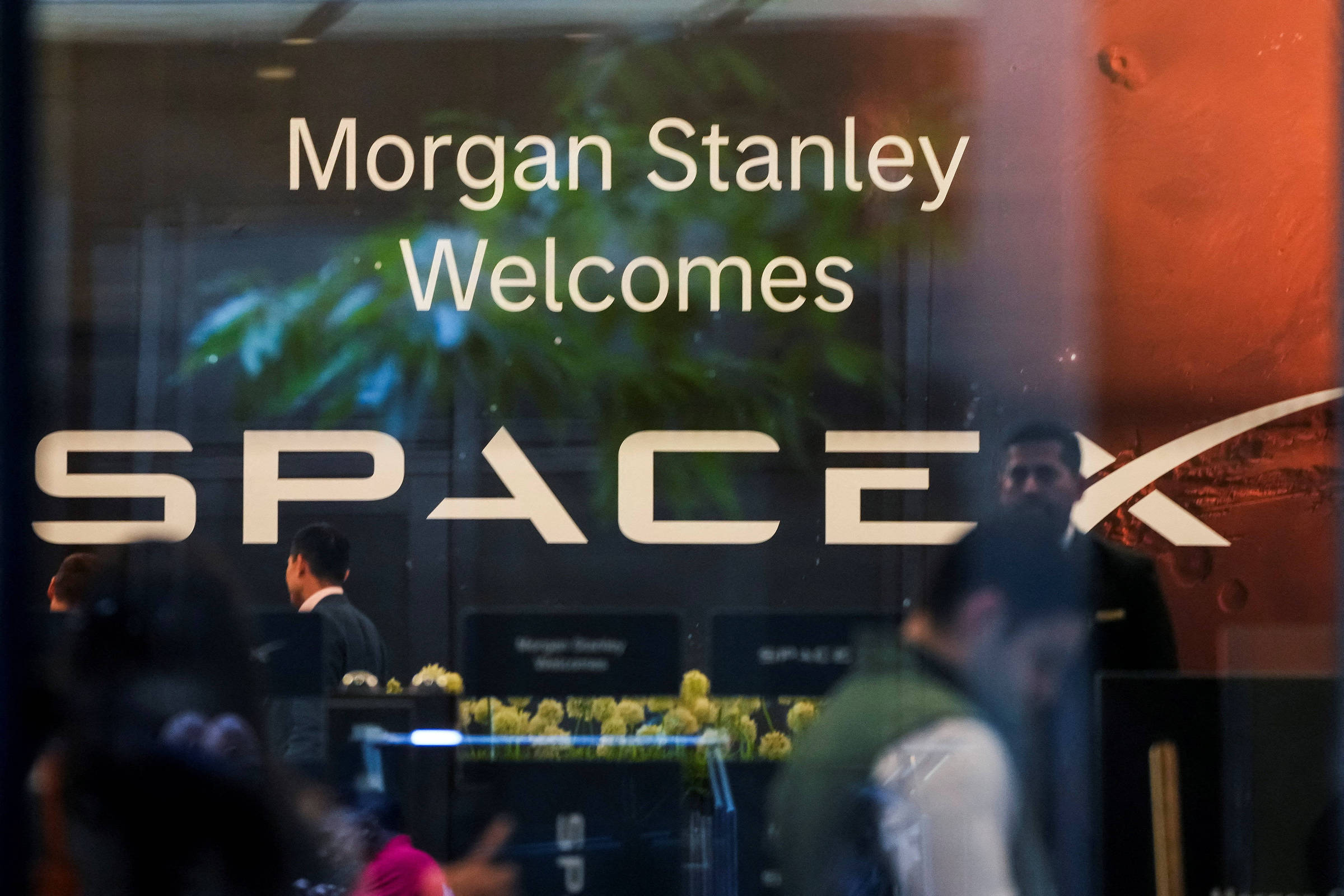 IPO recorde da SpaceX deve puxar recursos do varejo e aumentar a pressão sobre o mercado de criptomoedas