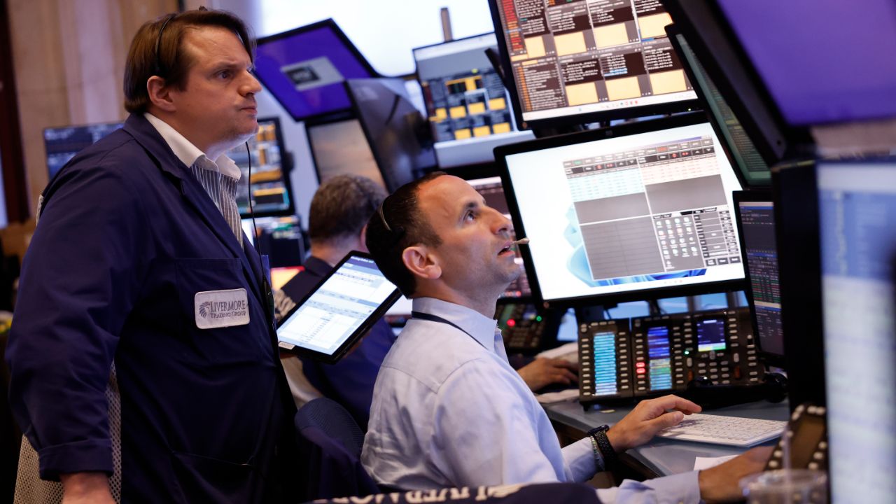 ETF de small caps dos EUA supera S&P 500 no ano e chama atenção para empresas menores