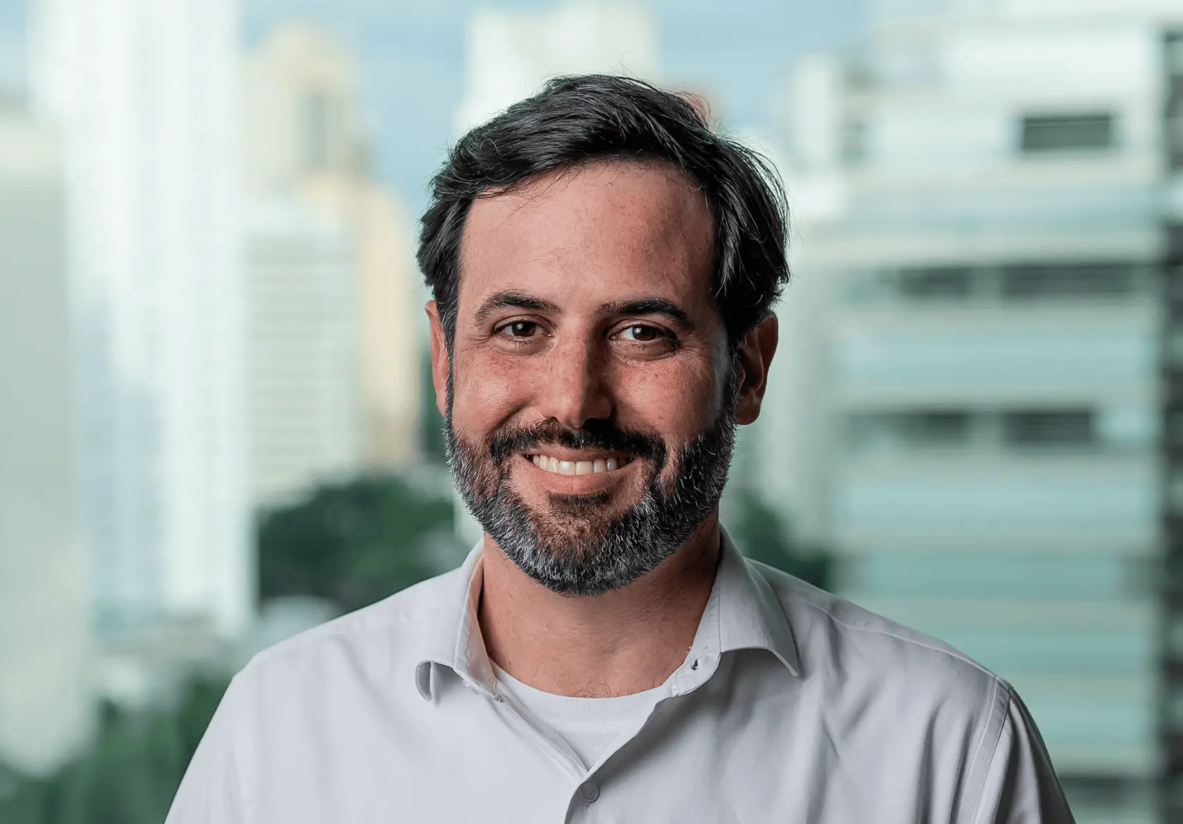 Selic alta por mais tempo pressiona empresas e acende sinal de alerta no crédito privado