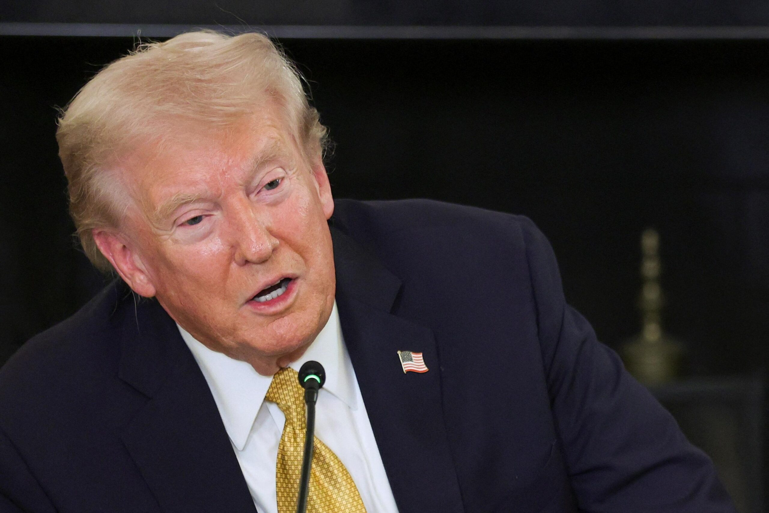 Criptomoedas lideram salto de receita: Trump declara US$ 2,2 bi no 1º ano de volta à Casa Branca