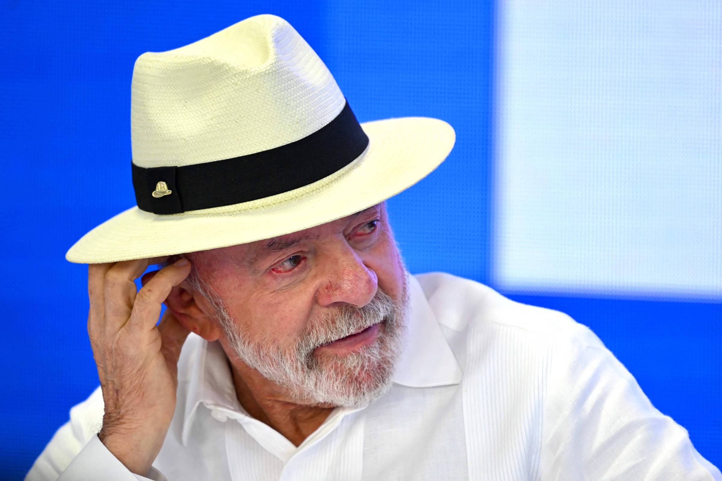 Inflação e desemprego afetam popularidade de Lula como nunca se viu desde 1996, aponta pesquisa
