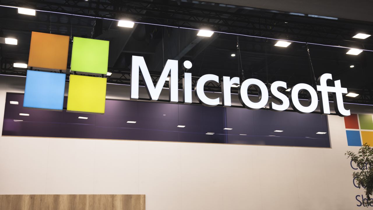 Microsoft corta 4,8 mil postos e reforça foco em inteligência artificial