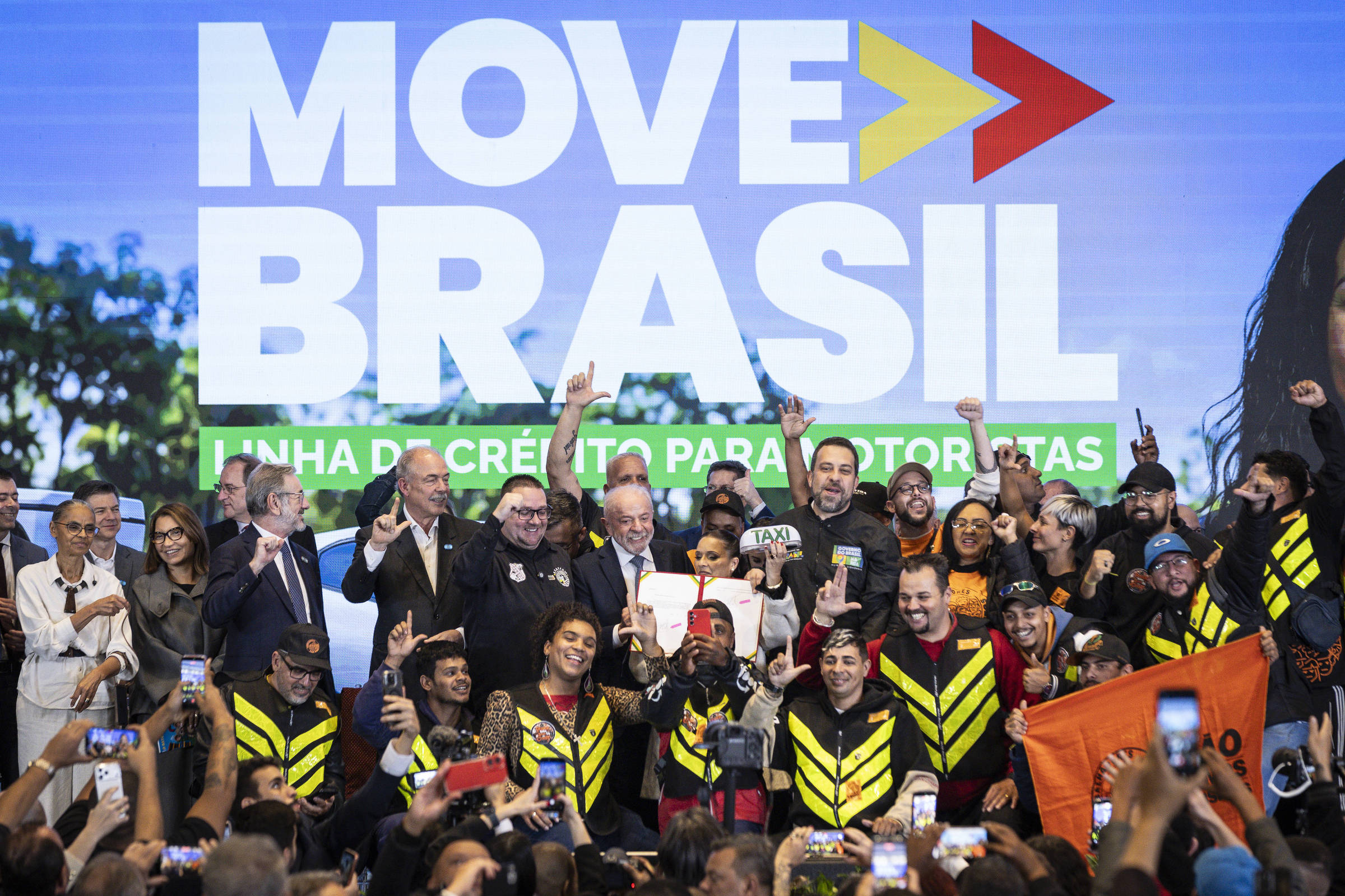 BNDES libera R$ 1 bilhão em crédito do Move para motoristas de app e táxis