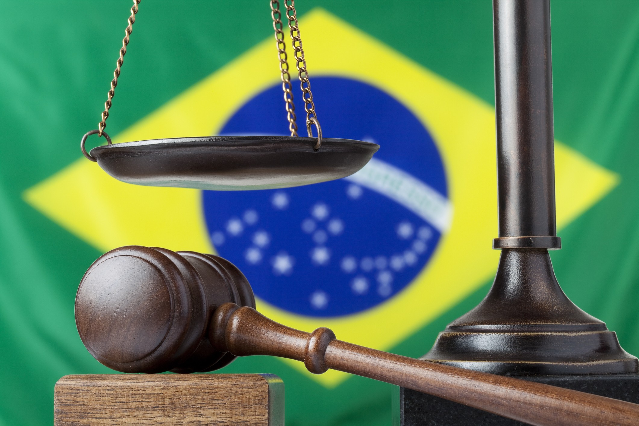 Titulares de cartório puxam lista de maiores rendimentos do IR 2026 e expõem concentração de renda no país