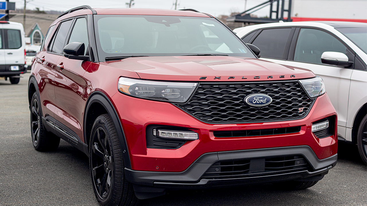 Ford convoca 388 mil SUVs por falha em assento e acende alerta de custos para a montadora