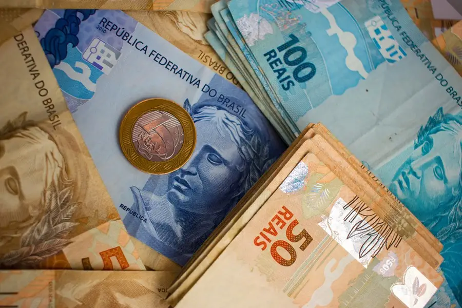 Taxas de LCIs e LCAs recuam para perto de 90% do CDI, enquanto risco de tributação volta ao debate