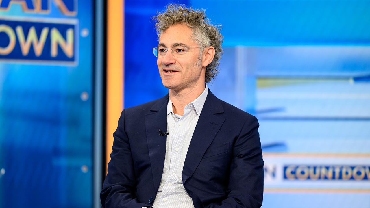 Palantir pressiona governo dos EUA a evitar modelo europeu de regulação de IA