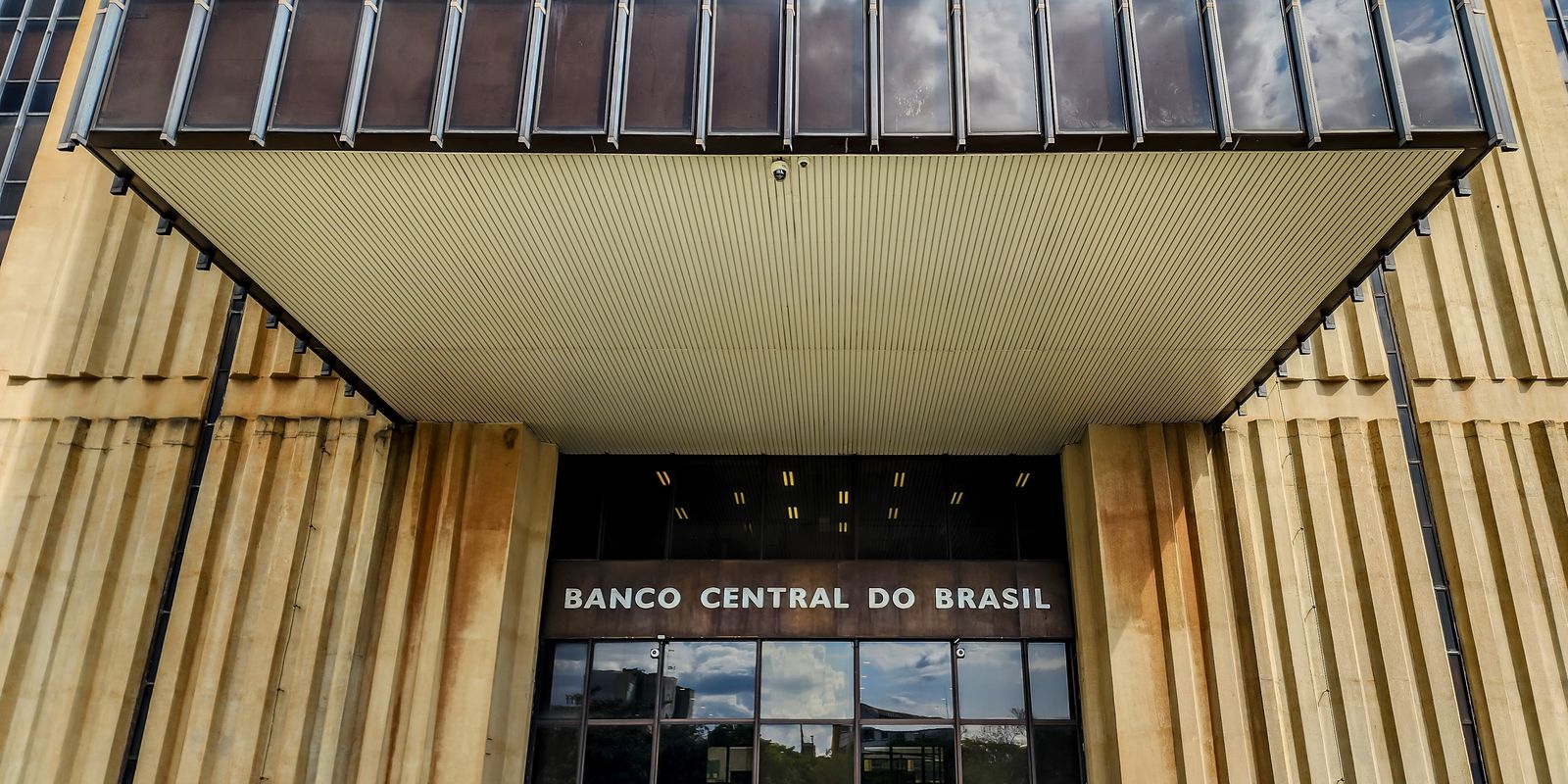Mercado reduz projeção de inflação para 2026 a 5,02%, aponta Boletim Focus