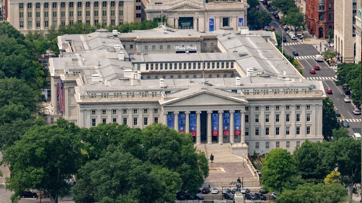Dívida pública dos EUA supera US$ 40 trilhões e se aproxima do teto legal